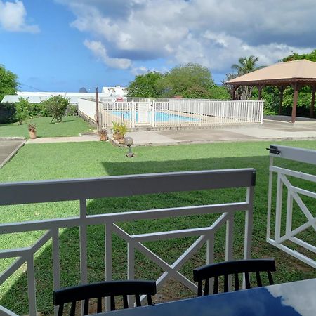 Appartement A Anse Mabouya En Rez De Jardin Avec Piscine A Proximite Des Plages Sainte-Luce Zewnętrze zdjęcie